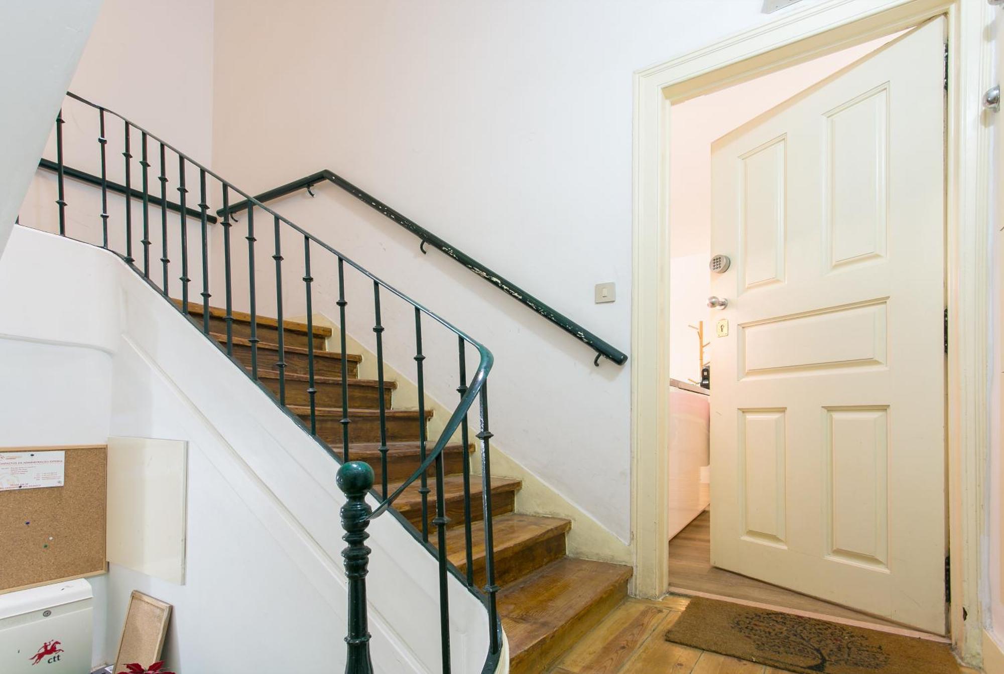 Cozy Apartment In Amazing Location! Lisboa Extérieur photo